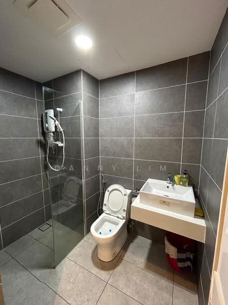 Pejabat untuk Disewa di Hicom - Glenmarie Industrial Park (Shah Alam) - Danny Lim - Bathroom - PropertyGuru.com.my