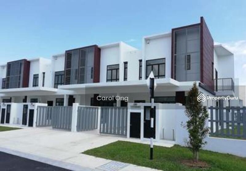 Puchong Corner Unit 24x85 Double storey 23FT Land / Facing View