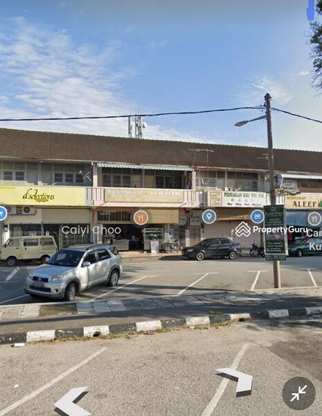Opposite shop