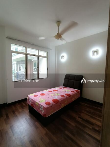 Kondominium untuk Dijual di Bungaraya Condominium - Helen Tan - PropertyGuru.com.my