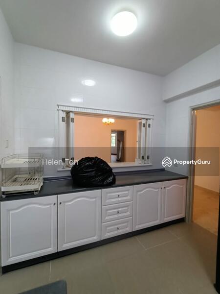 Kondominium untuk Dijual di Bungaraya Condominium - Helen Tan - PropertyGuru.com.my