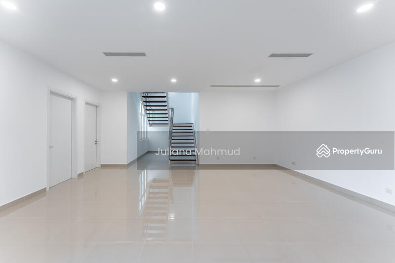 Family hall ( ground floor)