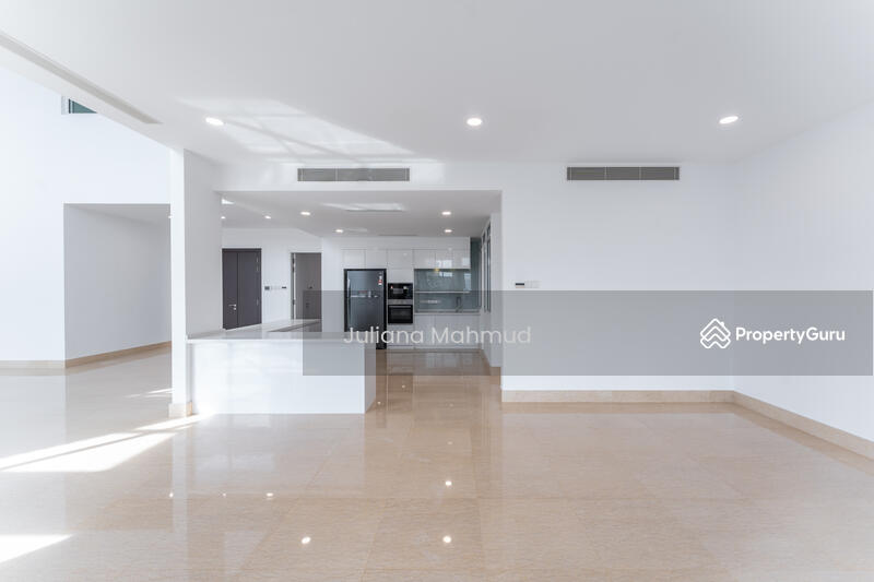 Dry Kitchen