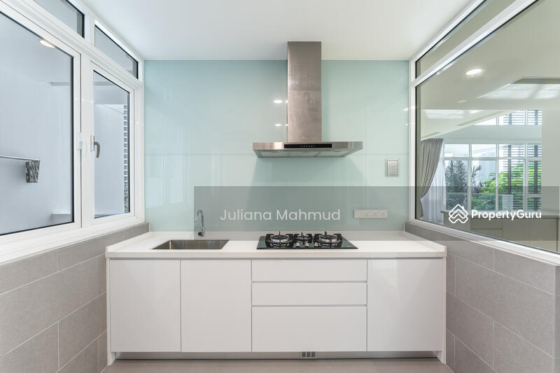 Wet kitchen 