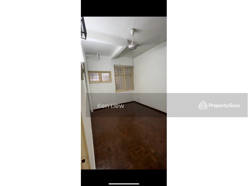 For Rent - Townhouse at Pandan Indah