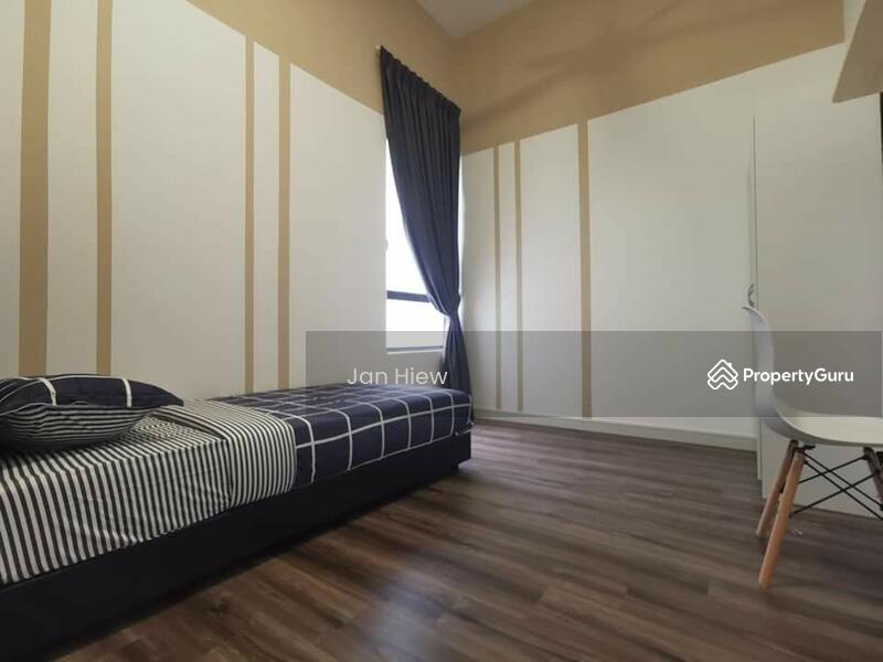 Untuk Disewa - Riana South