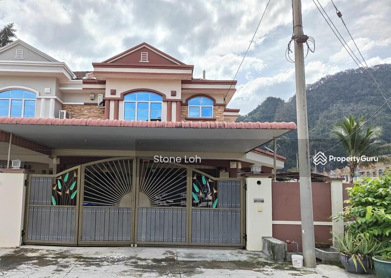GUNUNG RAPAT TAMAN SAIKAT DOUBLE STOREY CORNER HOUSE FOR SALES, Gunung