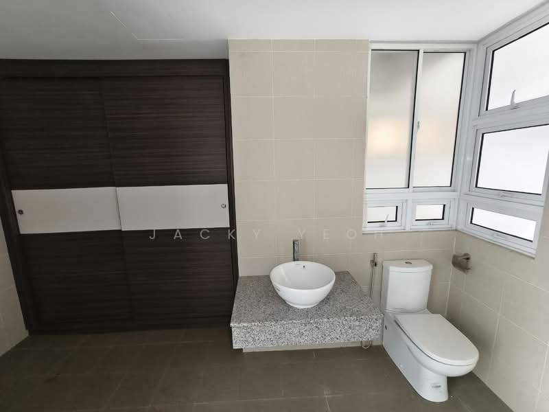 Kondominium untuk Dijual di Pearl Regency - Jacky Yeoh - Bathroom - PropertyGuru.com.my
