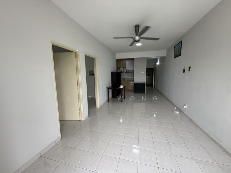 Apartment for Sale at Pangsapuri Merak - Joey Wong - Living Room - PropertyGuru.com.my