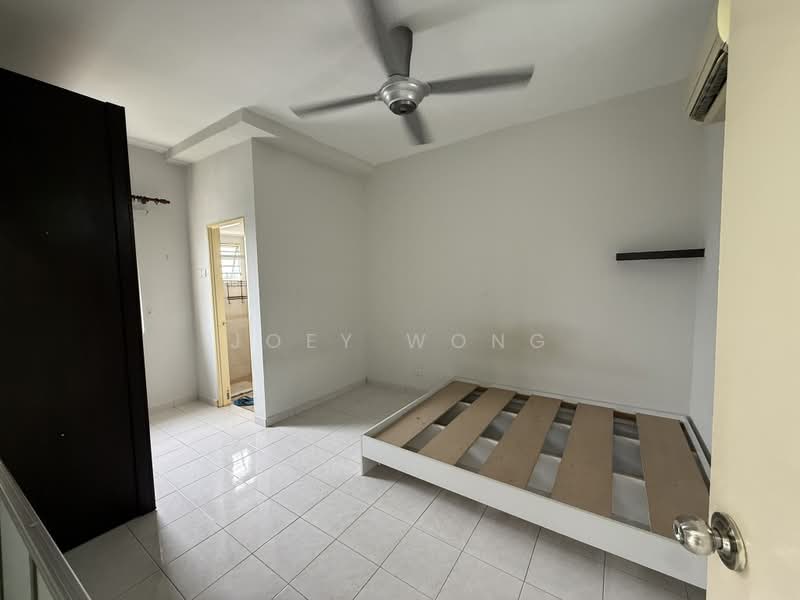 Apartment for Sale at Pangsapuri Merak - Joey Wong - Bedroom - PropertyGuru.com.my