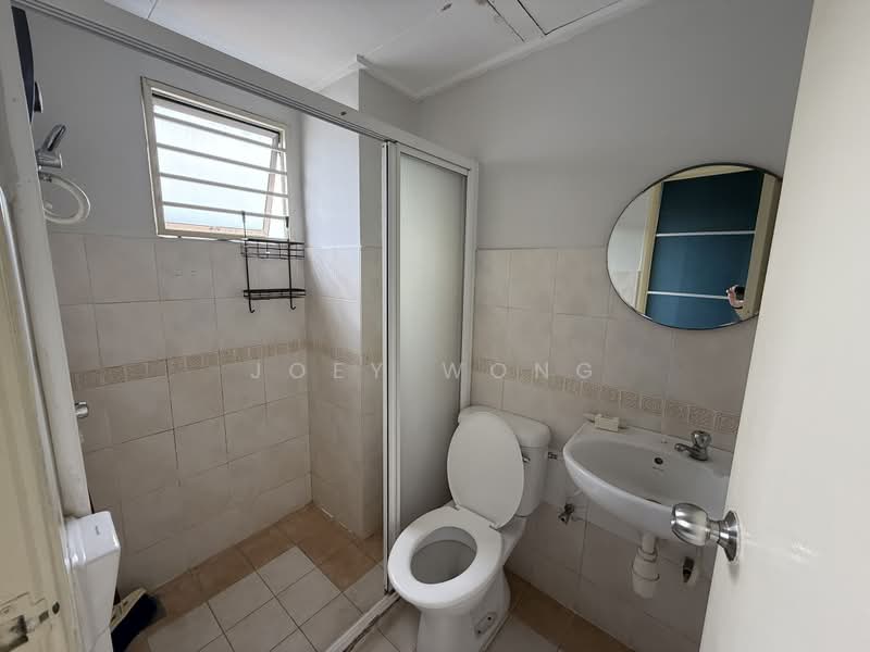 Apartment for Sale at Pangsapuri Merak - Joey Wong - Bathroom - PropertyGuru.com.my