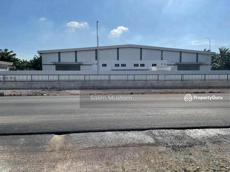 Kilang untuk Dijual di Kampung Teluk Panglima Garang (Telok Panglima Garang) - Salim Mustam - PropertyGuru.com.my