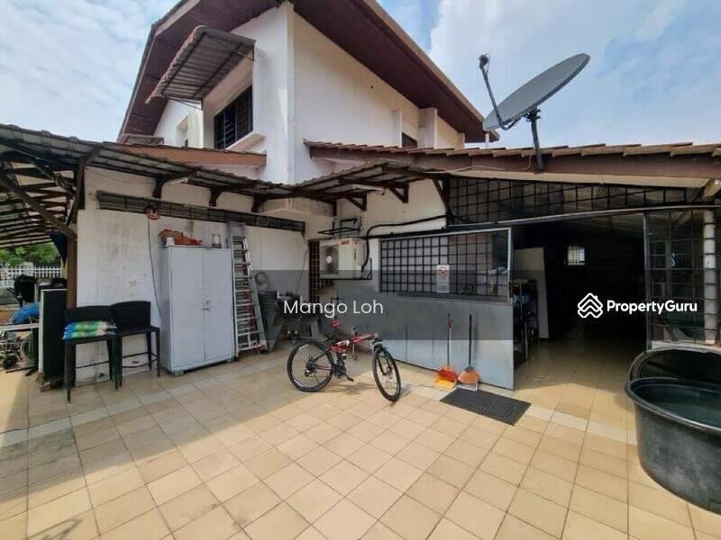 Jalan Carey Sec 1 A PJ 1.5 Storey SemiD End Lot For Sale, Petaling Jaya, Selangor, 4 Bedrooms
