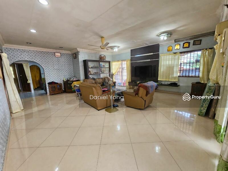 Kulai Single storey corner lot sri putri Terrace house at Kulai, Jalan