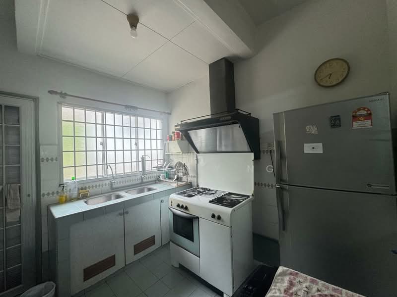 2-storey Terraced House for Sale in Subang Jaya (Selangor) - Shirley Ng - Kitchen - PropertyGuru.com.my