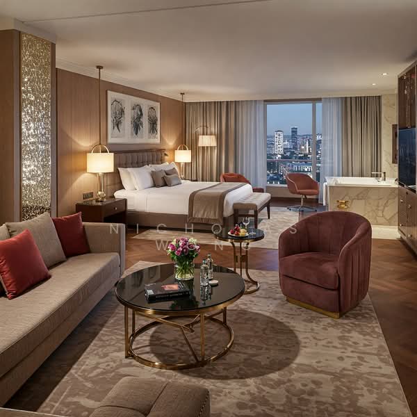 For Sale - KLCC 5-Star Hotel/Profit 10k'monthly/2 mins walking-distance to KLCC/Investment/ Freehold