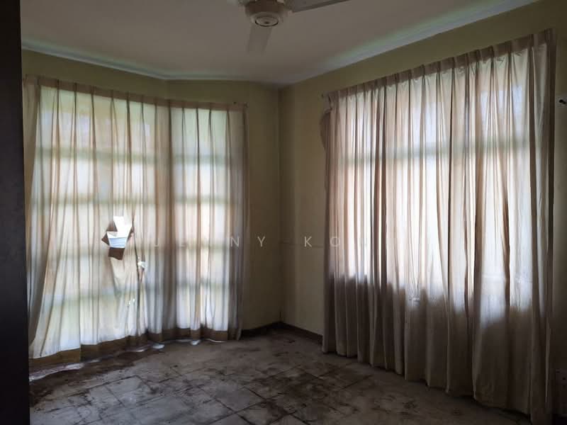 Bungalow for Sale in Saujana Akasia (Sungai Buloh) - Jenny Kong - PropertyGuru.com.my