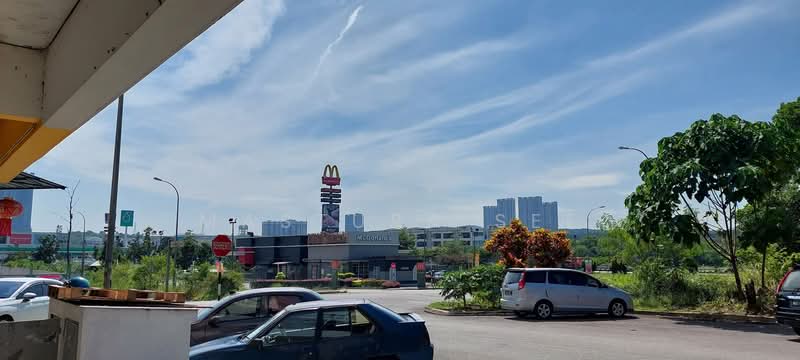Shop / Office for Sale in Puchong (Selangor) - Mastura See - Exterior - PropertyGuru.com.my