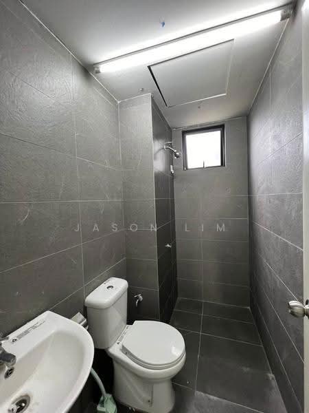 Service Residence for Rent at Majestic Maxim - Jason Lim - Bathroom - PropertyGuru.com.my
