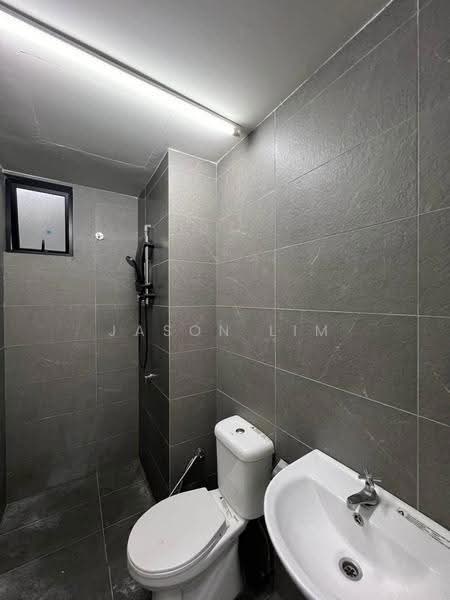 Service Residence for Rent at Majestic Maxim - Jason Lim - Bathroom - PropertyGuru.com.my