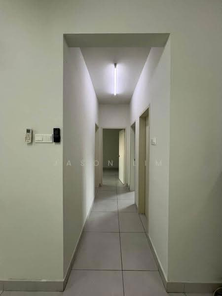 Service Residence for Rent at Majestic Maxim - Jason Lim - Corridor - PropertyGuru.com.my
