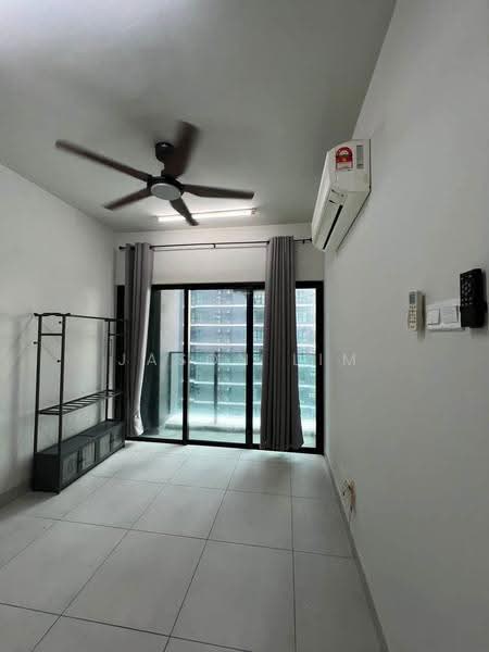 Service Residence for Rent at Majestic Maxim - Jason Lim - Living Room - PropertyGuru.com.my