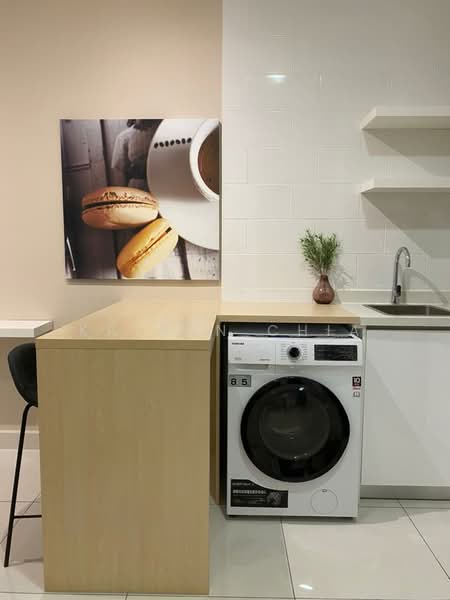 Service Residence for Sale at Arte Mont Kiara - Kalvyn Chia - Kitchen - PropertyGuru.com.my
