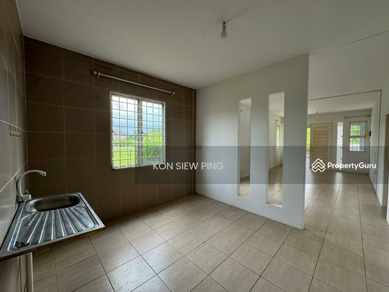 Stakan Jaya Single Storey Corner For Sale, Kuching, Sarawak, 3 Bedrooms