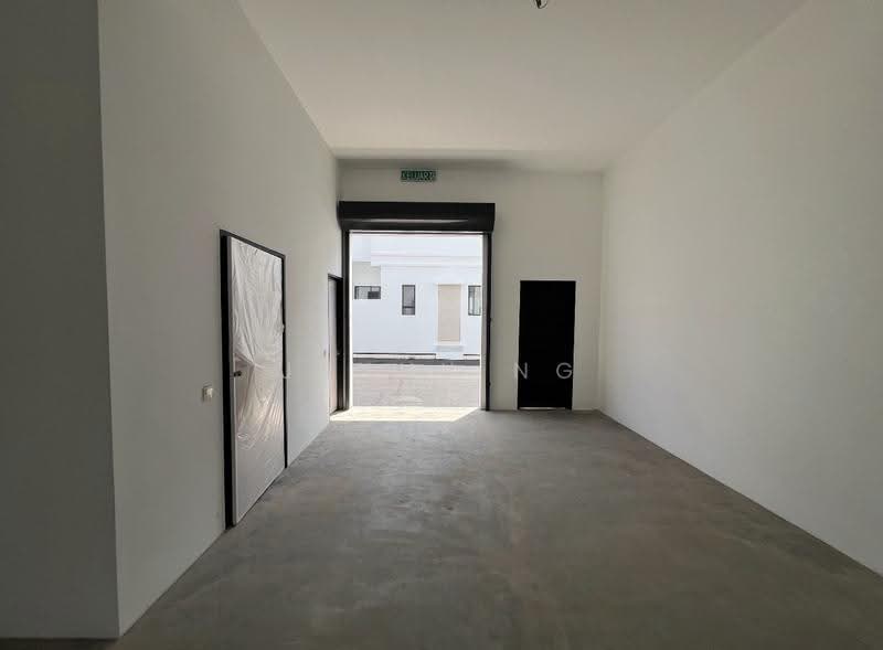 Kedai untuk Dijual di Gunung Rapat (Ipoh) - Jenny Ng - Entrance - PropertyGuru.com.my