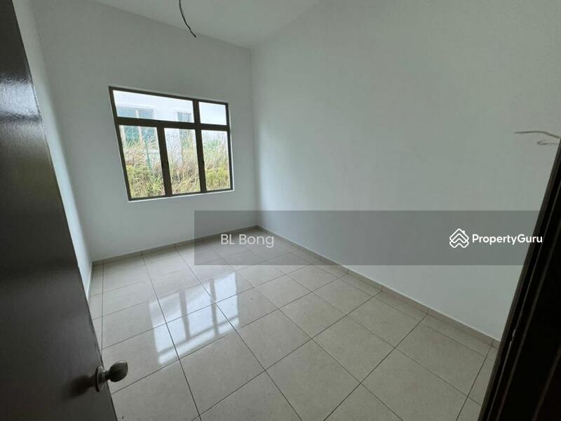 Untuk Dijual - Semi-D house at Bemban