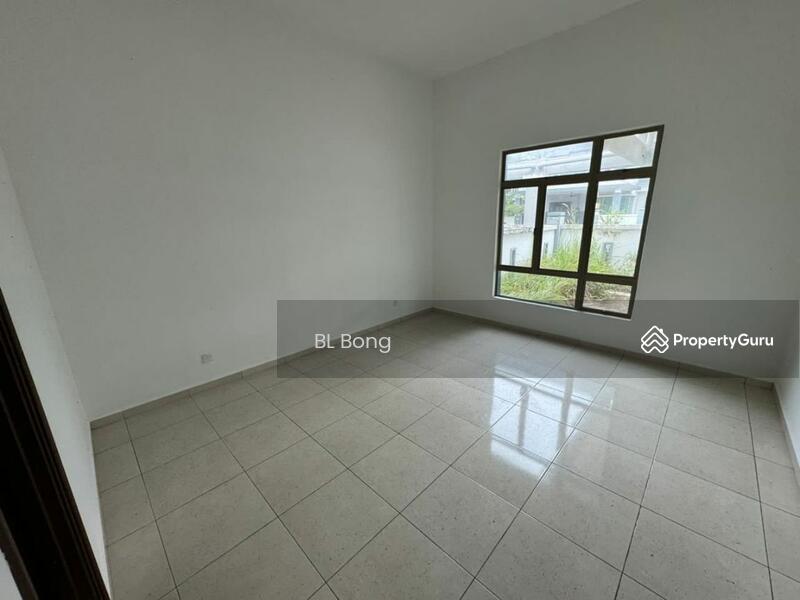 Untuk Dijual - Semi-D house at Bemban