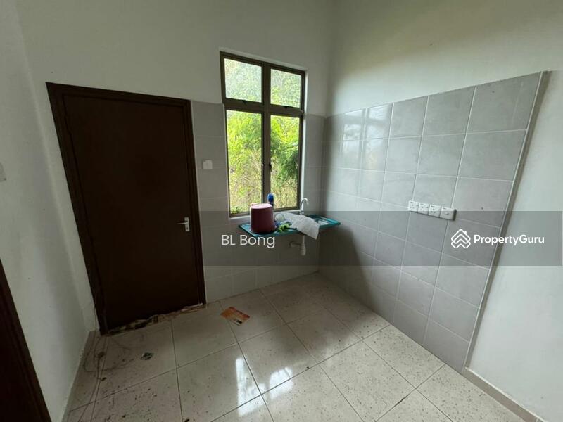 Untuk Dijual - Semi-D house at Bemban