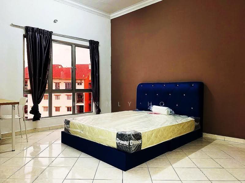 Pangsapuri untuk Disewa di Bayu Puteri - Kennly Ho - Bedroom - PropertyGuru.com.my