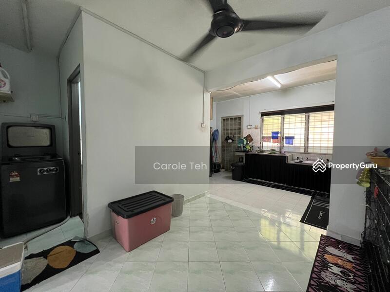 Taman Castlefield, Lorong Badang 10, Sungai Besi, Kuala Lumpur, 3 Bedrooms, 1100 sqft, 2storey