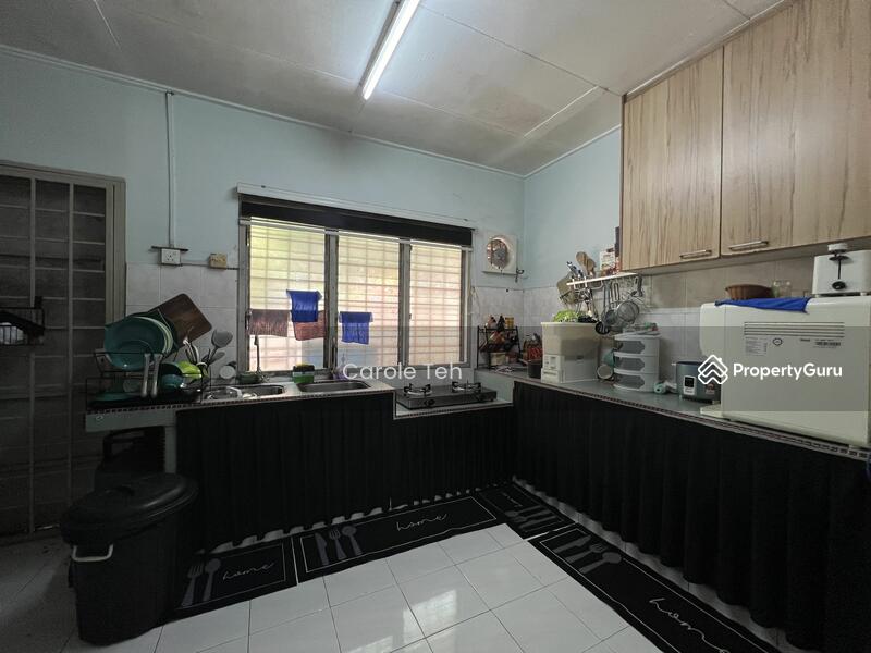 Taman Castlefield, Lorong Badang 10, Sungai Besi, Kuala Lumpur, 3 Bedrooms, 1100 sqft, 2storey