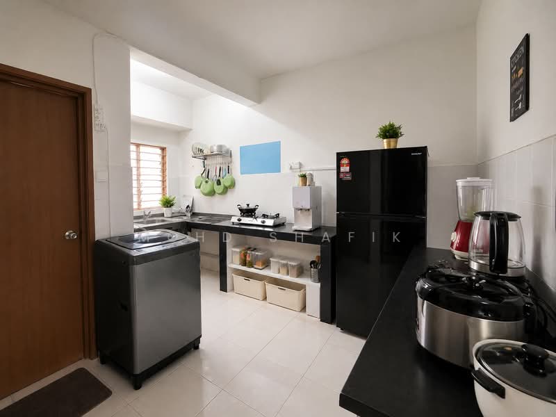 2-storey Terraced House for Sale in Taman Salak Perdana (Dengkil) - Mohd Shafik - Kitchen - PropertyGuru.com.my