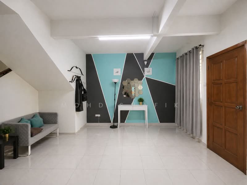 2-storey Terraced House for Sale in Taman Salak Perdana (Dengkil) - Mohd Shafik - Living Room - PropertyGuru.com.my