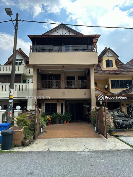 For Sale - 3 Storey Terrace Intermediate Taman Bukit Mulia Bukit Antarabangsa Ampang