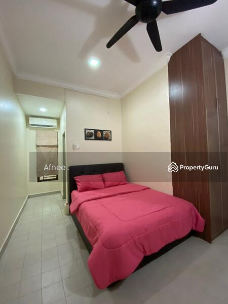 Rumah Bandar untuk Disewa di Bandar Saujana Putra (Tanjong Duabelas) - Kyra Afnee - PropertyGuru.com.my