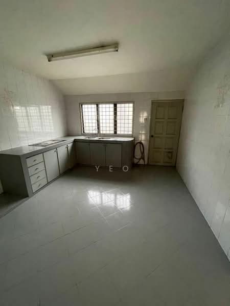 Rumah Teres 1 Tingkat untuk Disewa di Taman Daya (Johor Bahru) - Yeo - PropertyGuru.com.my