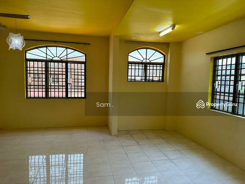 Gunung Rapat Double Storey Intermediate Corner House, Gunung Rapat