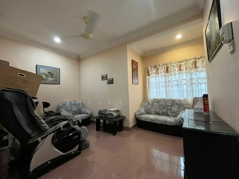 Rumah Teres 2-Tingkat untuk Dijual di sg chua (Bandar Baru Bangi) - Shelly Yew - Living Room - PropertyGuru.com.my