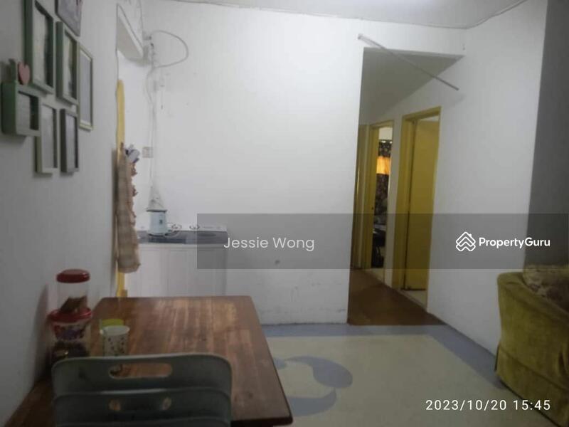 Ground Floor, Azalea Court Apartment, Bandar Tasik Puteri Rawang