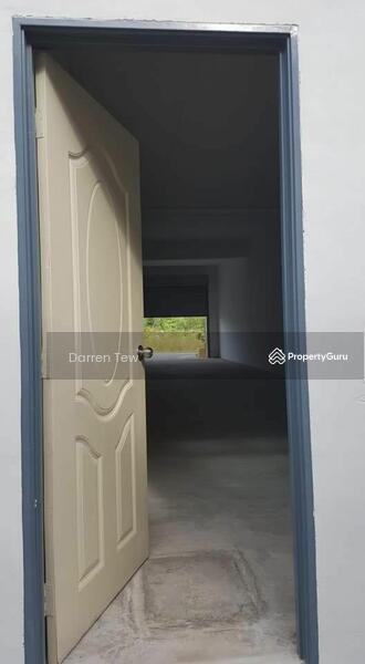 For Sale - Tangkak jalan puteri 6