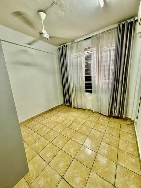 Pangsapuri untuk Dijual di Pangsapuri Cemara - Firdaus Dauz - Interior - PropertyGuru.com.my