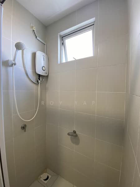 Service Residence for Rent at Meridin Bayvue Serviced Apartment - Roy Yap - PropertyGuru.com.my