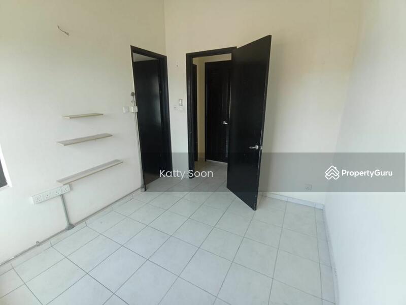 For Sale - Avenue Two (Avenue 2) Townvilla/Townhouse, Bandar Tun Hussein Onn Cheras