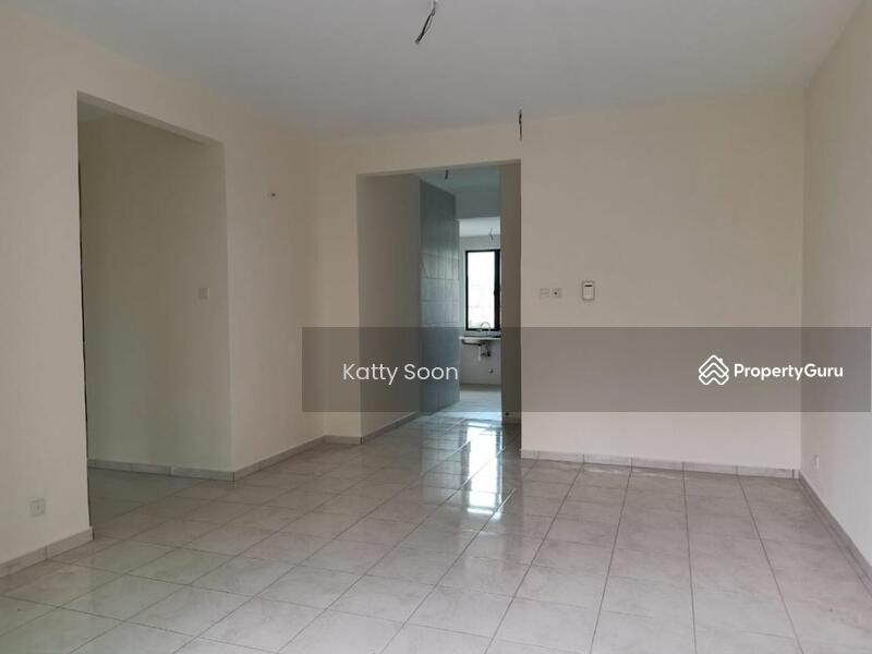 For Sale - Avenue Two (Avenue 2) Townvilla/Townhouse, Bandar Tun Hussein Onn Cheras