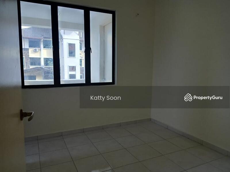 For Sale - Avenue Two (Avenue 2) Townvilla/Townhouse, Bandar Tun Hussein Onn Cheras