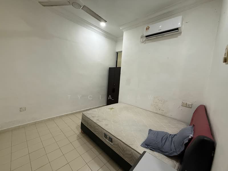 Untuk Disewa - Taman Johor Jaya